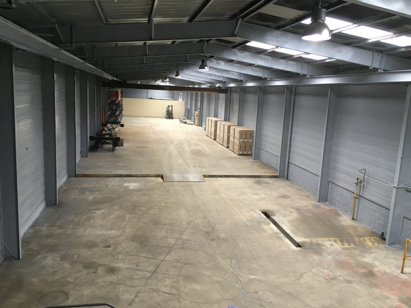 
                                                Location
                                                 À vendre ou à louer – Local industriel de 1 300 m² au Creusot – Saône-et-Loire (71)