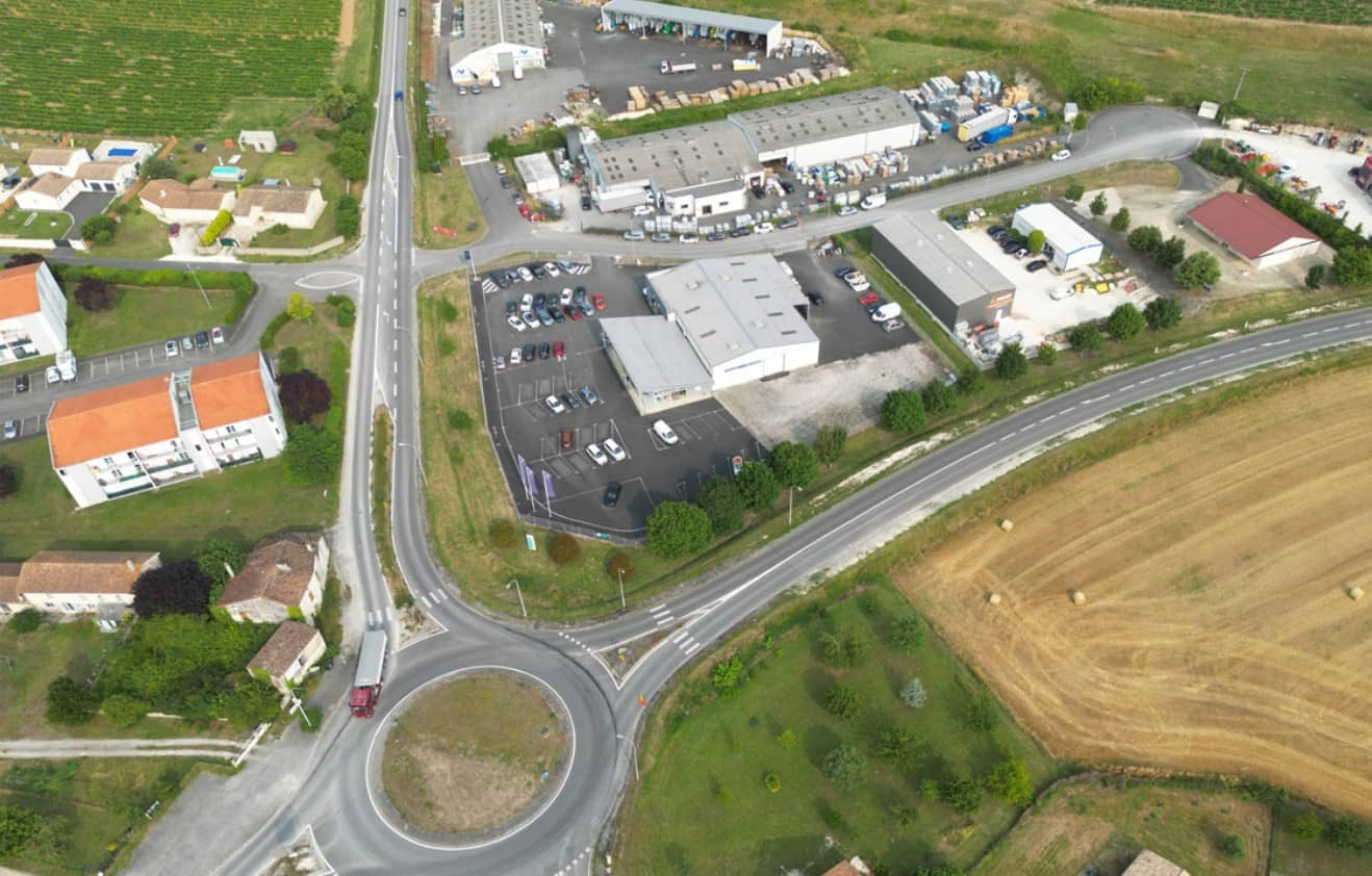 
                                                Location
                                                 À vendre ou à louer – Local Industriel de 1 700 m² à Châteauneuf-sur-Charente – Charente (16)