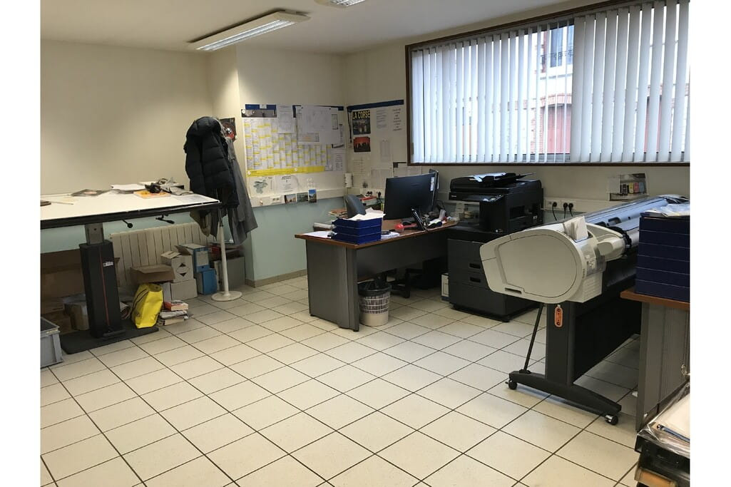 
                                                Location
                                                 À vendre ou à louer – Local industriel de 1 700 m² à Romorantin-Lanthenay – Loir-et-Cher (41)