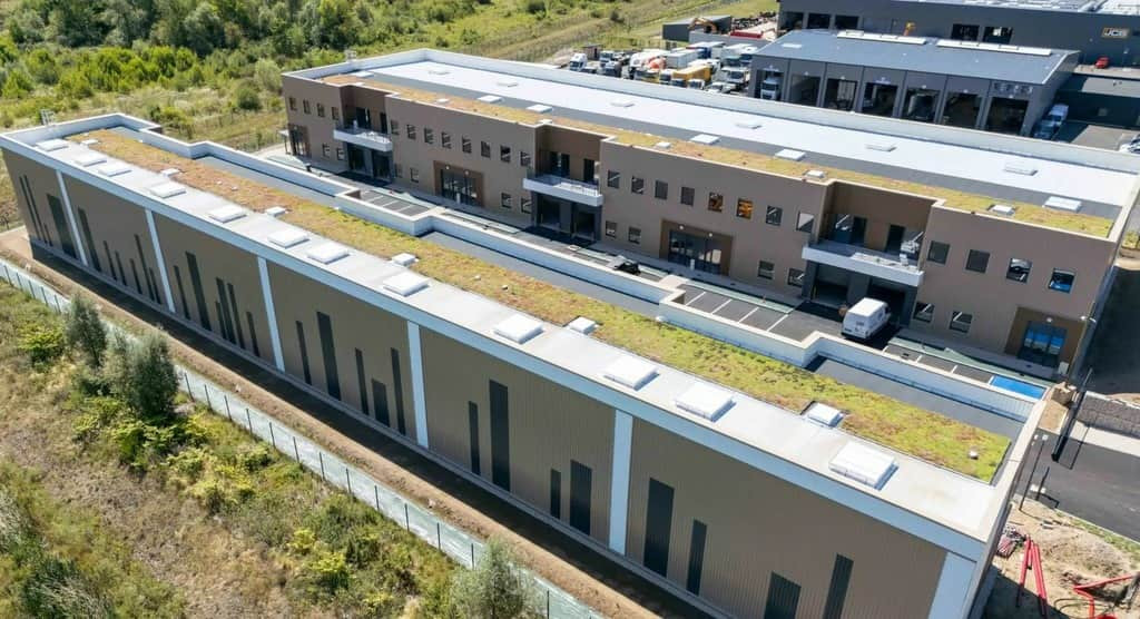 
                                                Location
                                                 À vendre ou à louer – Locaux d'activités à partir de 190 m² à Oissel – Seine-Maritime (76)