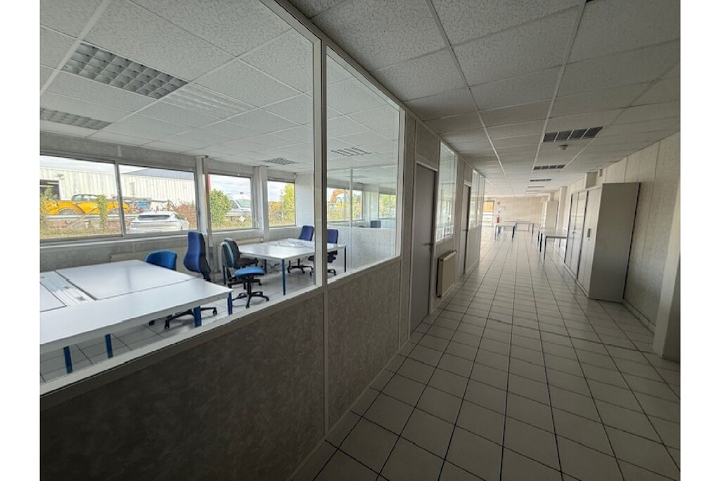 
                                                Vente
                                                 À vendre – Site industriel de 4 955 m² à Dreux – Eure-et-Loir (28)