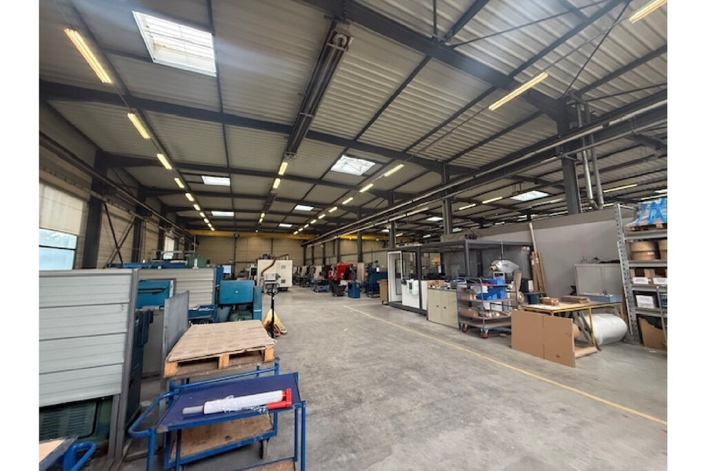
                                                Vente
                                                 À vendre – Site industriel de 4 955 m² à Dreux – Eure-et-Loir (28)