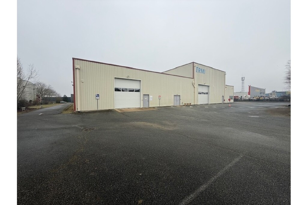 
                                                Vente
                                                 À vendre – Site industriel de 4 955 m² à Dreux – Eure-et-Loir (28)