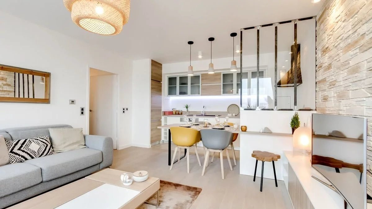 
                                                Vente
                                                 À vendre T2 37,95 m² – Romans-sur-Isère (centre)