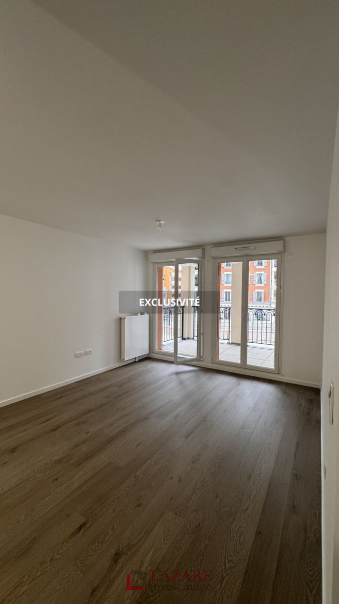 
                                                Vente
                                                 A VENDRE T2 NEUF PLESSIS ROBINSON