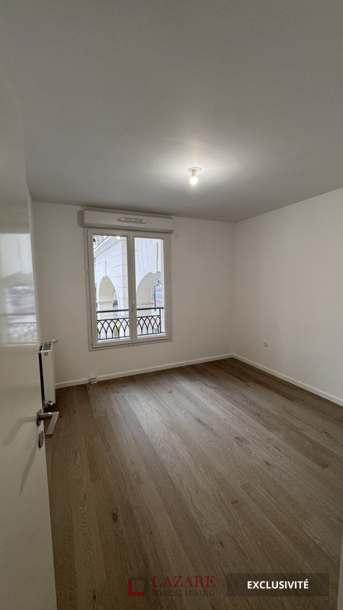 
                                                Vente
                                                 A VENDRE T2 PLESSIS ROBINSON