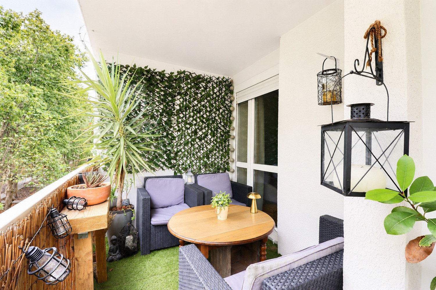 
                                                Vente
                                                 À VENDRE – T3 de 69 m² avec balcon à Pessac