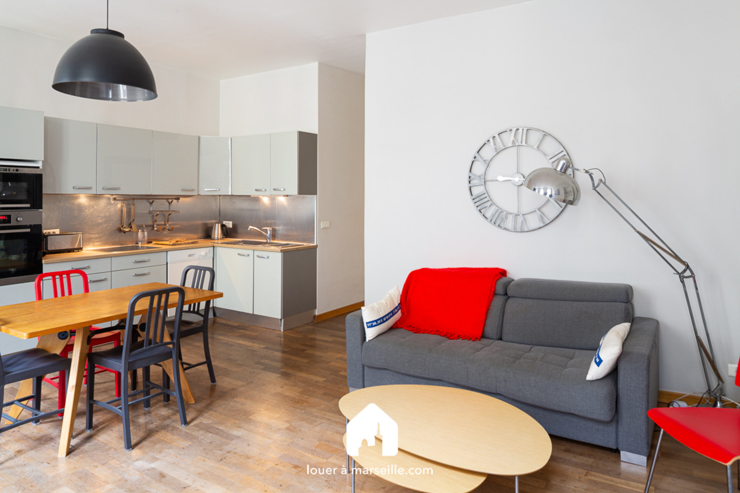 
                                                Vente
                                                 À VENDRE T3 MEUBLÉ ET LOUÉ – QUARTIER OPÉRA