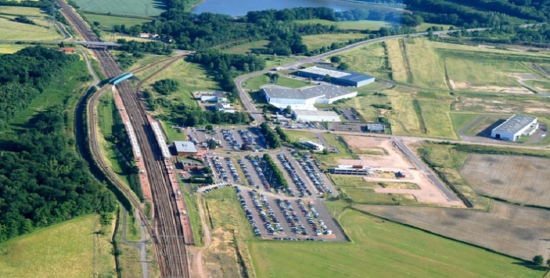 
                                                Vente
                                                 À vendre – Terrain Industriel à partir de 5 000 m² dans le Parc d'Activités Coriolis TGV à Torcy – Saône-et-Loire (71)