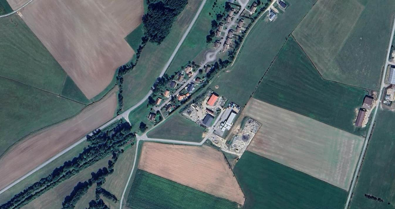 
                                                Vente
                                                 À vendre – Terrain industriel de 3 641 m² à Lerrain – Vosges (88)