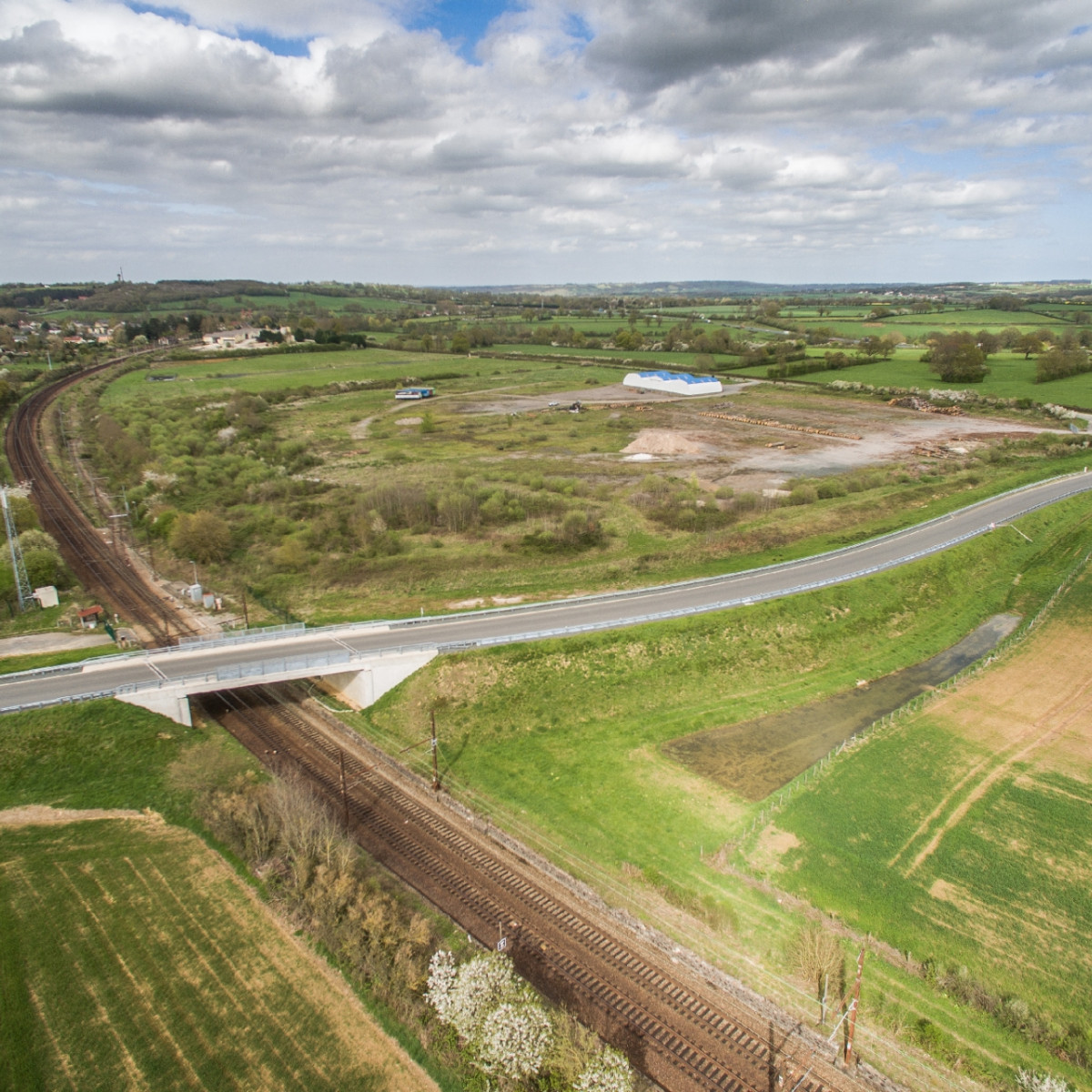 
                                                Vente
                                                 À vendre – Terrains Industriels à partir de 2 500 m² à proximité de Châteauroux – Indre (36)