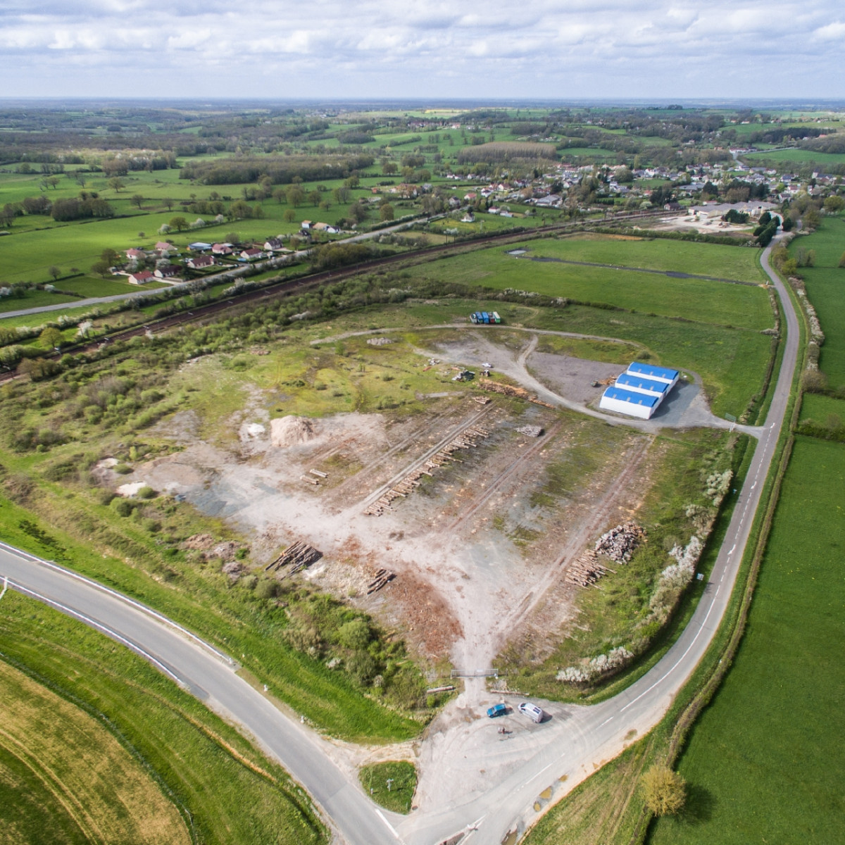 
                                                Vente
                                                 À vendre – Terrains Industriels à partir de 2 500 m² à proximité de Châteauroux – Indre (36)