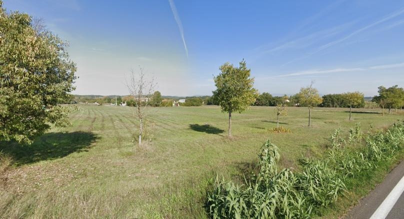 
                                                Vente
                                                 À vendre – Terrains industriels de 1 605 à 4 680 m² à Goult – Vaucluse (84)