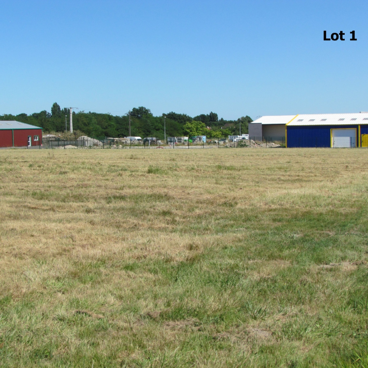 
                                                Vente
                                                 À vendre – Terrains Industriels de 17 719 m² divisibles dans le Parc d'Activités de l'Aujonnière à V