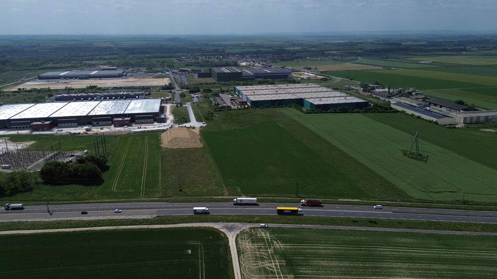 
                                                Vente
                                                 À vendre – Terrains industriels de 2 à 6,4 hectares à Recy/Saint-Martin-sur-le-Pré – Marne (51)