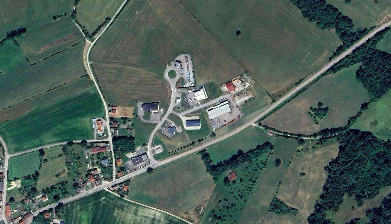 
                                                Vente
                                                 À vendre – Terrains industriels de 229 à 55 983 m² à Lamarche – Vosges (88)