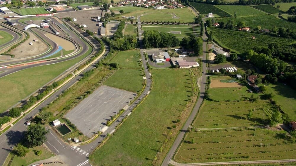 
                                                Vente
                                                 À vendre – Terrains Industriels de 3 400 à 4 950 m² dans le Parc d'Activités Nogaropôle à Nogaro – G