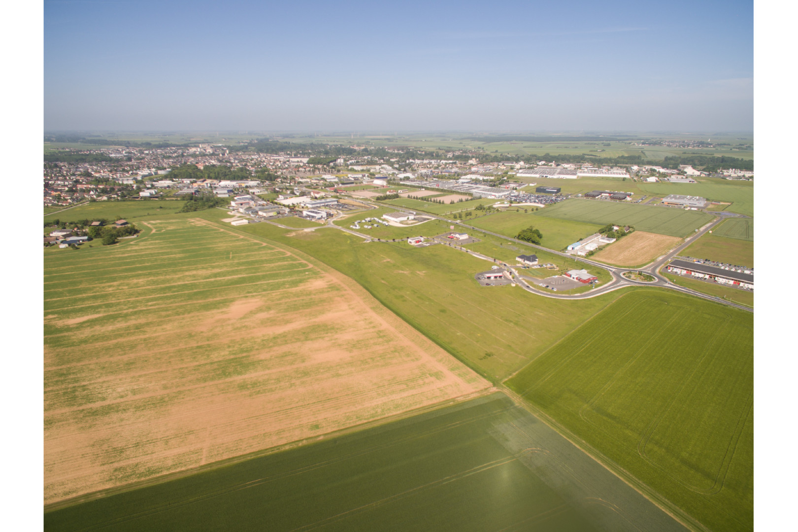 
                                                Vente
                                                 À vendre – Terrains Industriels de 36,2 hectares divisibles à Issoudun – Indre (36)