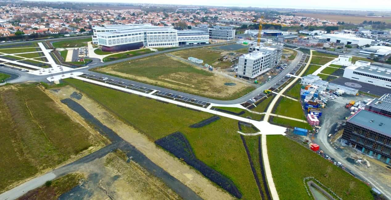 
                                                Vente
                                                 À vendre – Terrains industriels de 9 000 à 13 400 m² dans le Parc d'Activités Atlantech dans la périphérie de La Rochelle – Charente-Maritime (17)