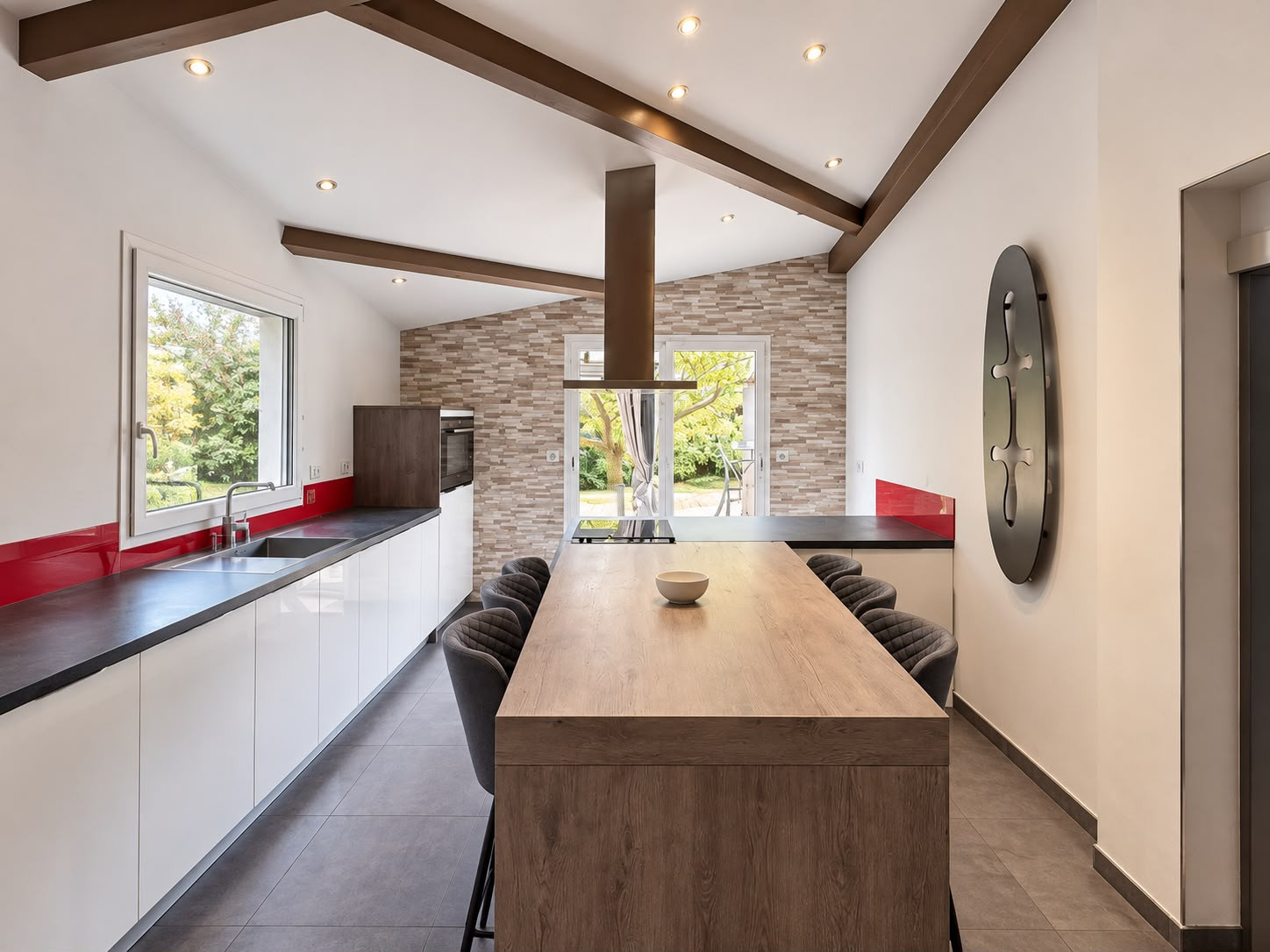 
                                                Vente
                                                 À VISITER ! PROPRIÉTÉ D’EXCEPTION – 275 M² – ANNEXE INDÉPENDANTE 90 M² – VUE PANORAMIQUE – SAINT-CLAIR