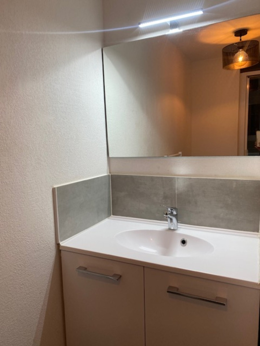 
                                                Location
                                                 A202 STUDIO MEUBLE 20M²