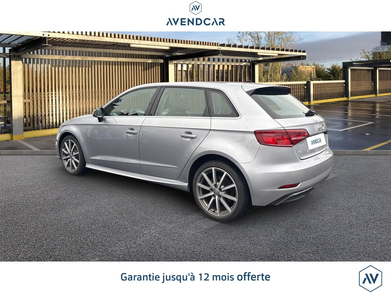 
                                                Voiture
                                                 A3 SPORTBACK 1.4 40 E-TRON 204H 150 PHEV HYBRID 25.7KWH DESIGN LUXE S-TRONIC BVA