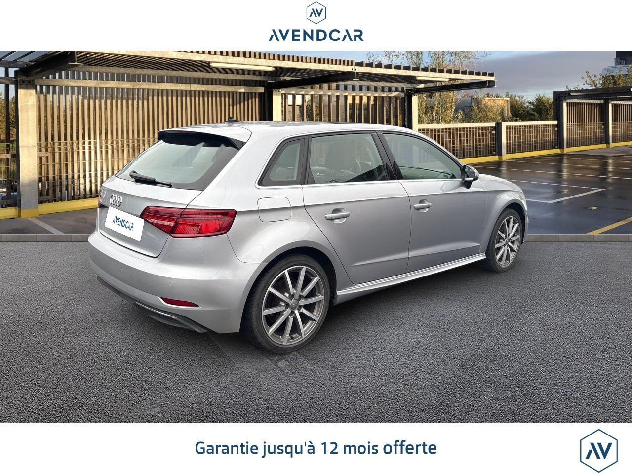 
                                                Voiture
                                                 A3 SPORTBACK 1.4 40 E-TRON 204H 150 PHEV HYBRID 25.7KWH DESIGN LUXE S-TRONIC BVA