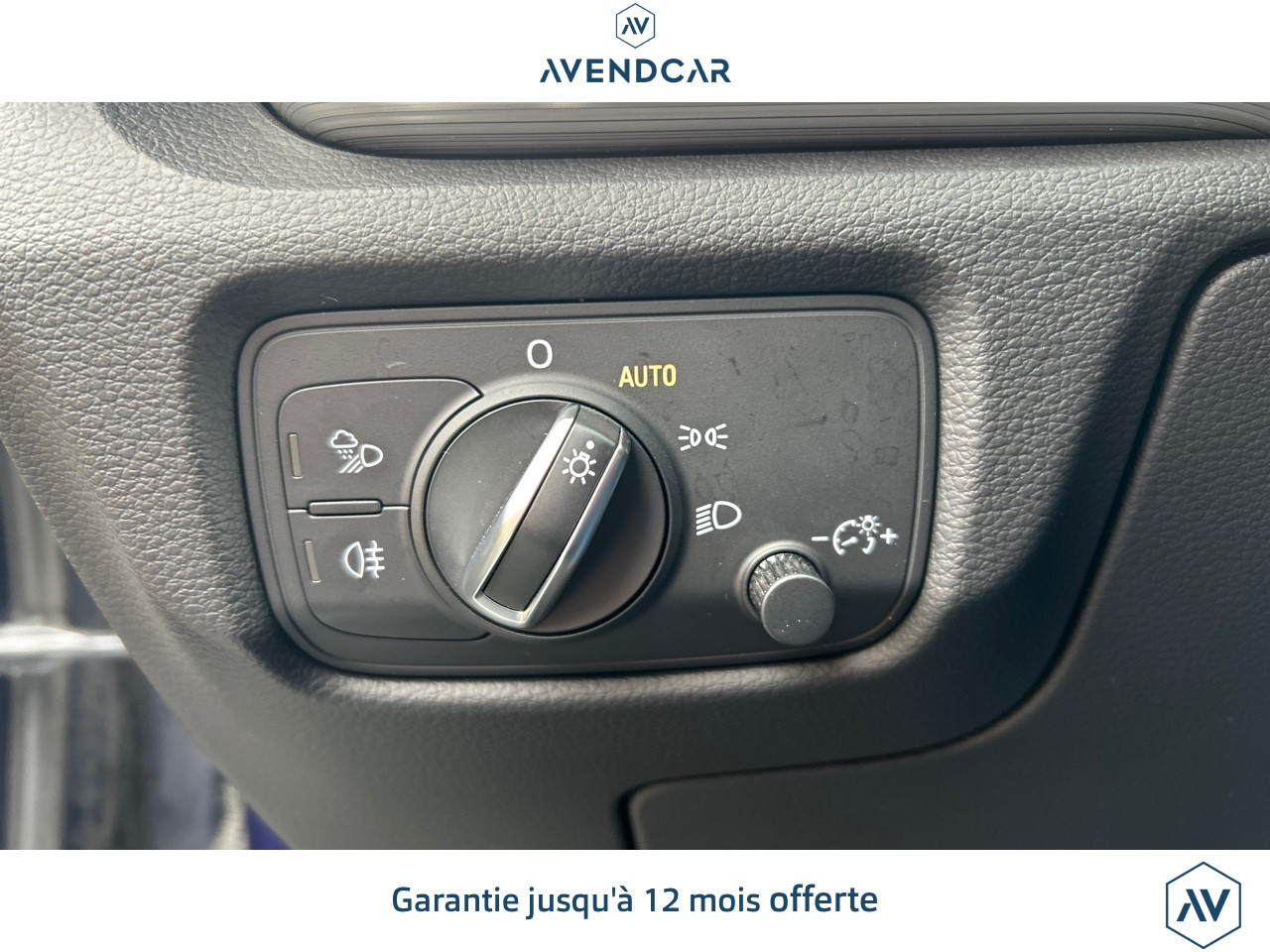 
                                                Voiture
                                                 A3 SPORTBACK 1.6 TDI 115 DESIGN S-TRONIC BVA