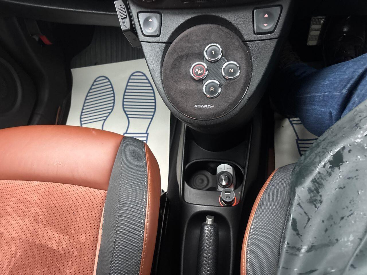 
                                                Voiture
                                                 Abarth 595 HATCHBACK Abarth 595 1.4 T-Jet 180 Competizione AUTO MOT 11/26 58K ULEZ 3dr