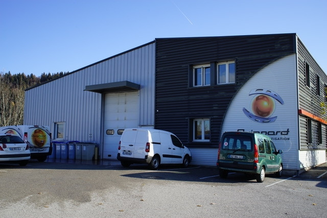 
                                                Vente
                                                 Achat d'entrepôts/ateliers de 850 m² proche de Genève