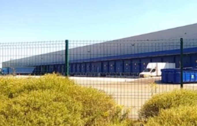 
                                                Location
                                                 Achat ou location d'un entrepôt de 8 899 m² à Montbéliard, dans le Doubs