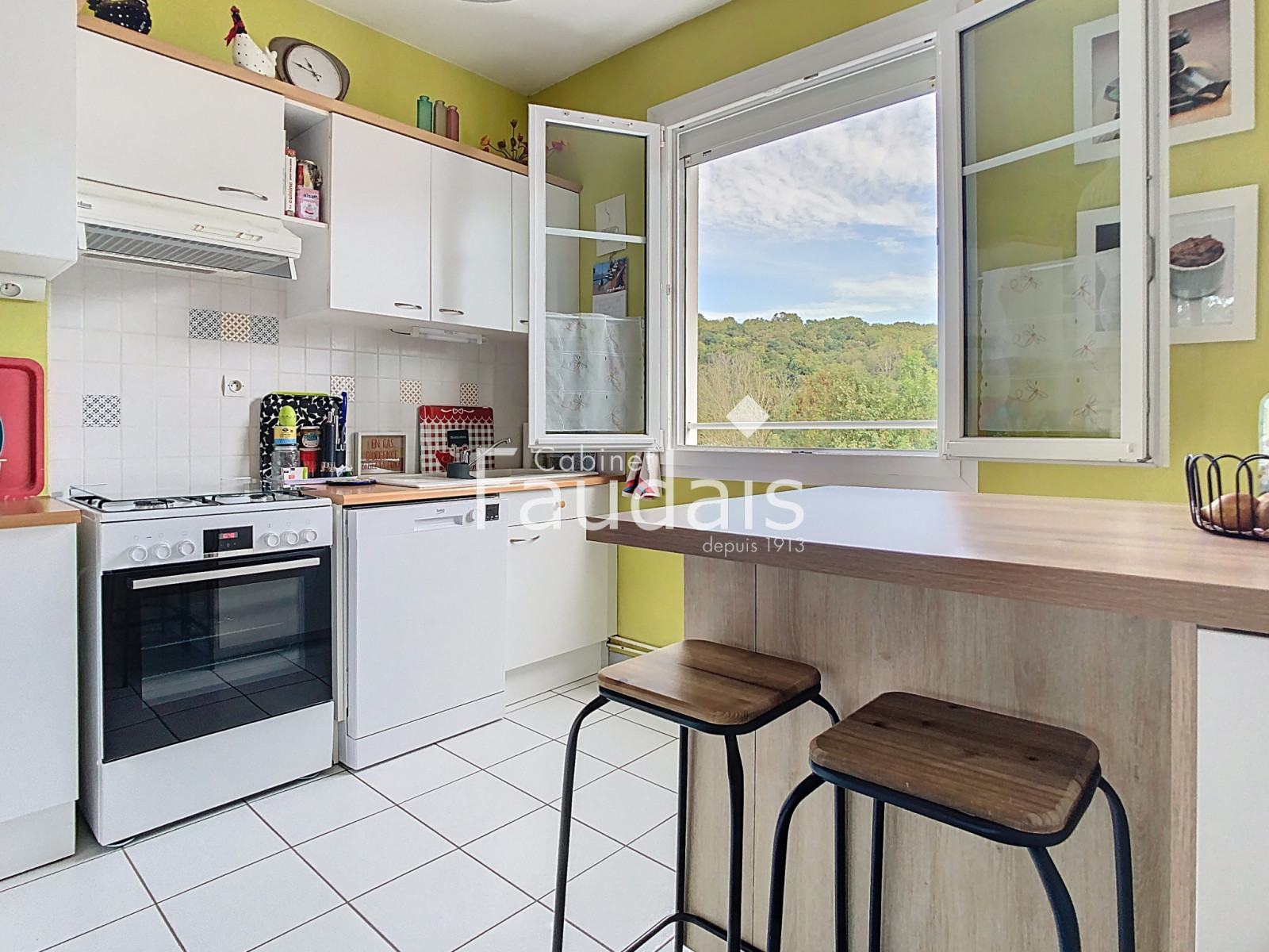 
                                                Vente
                                                 AGNEAUX, Appartement T3 avec garage 