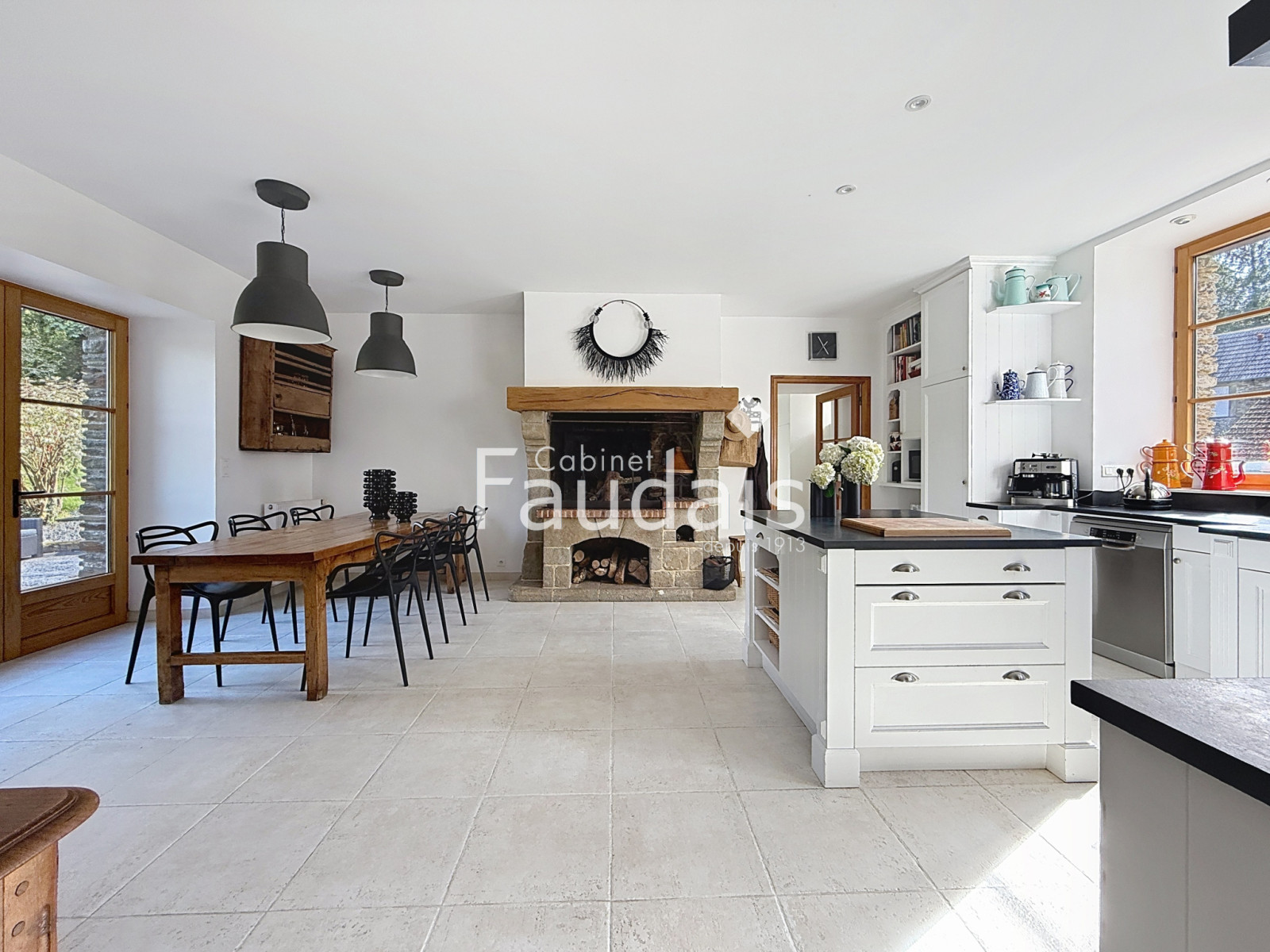 
                                                Vente
                                                 AGNEAUX au calme proche toutes commodités