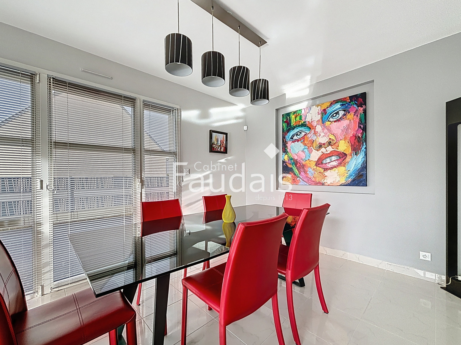 
                                                Vente
                                                 AGNEAUX- LA PALIERE - Maison d'architecte avec autonomie de 