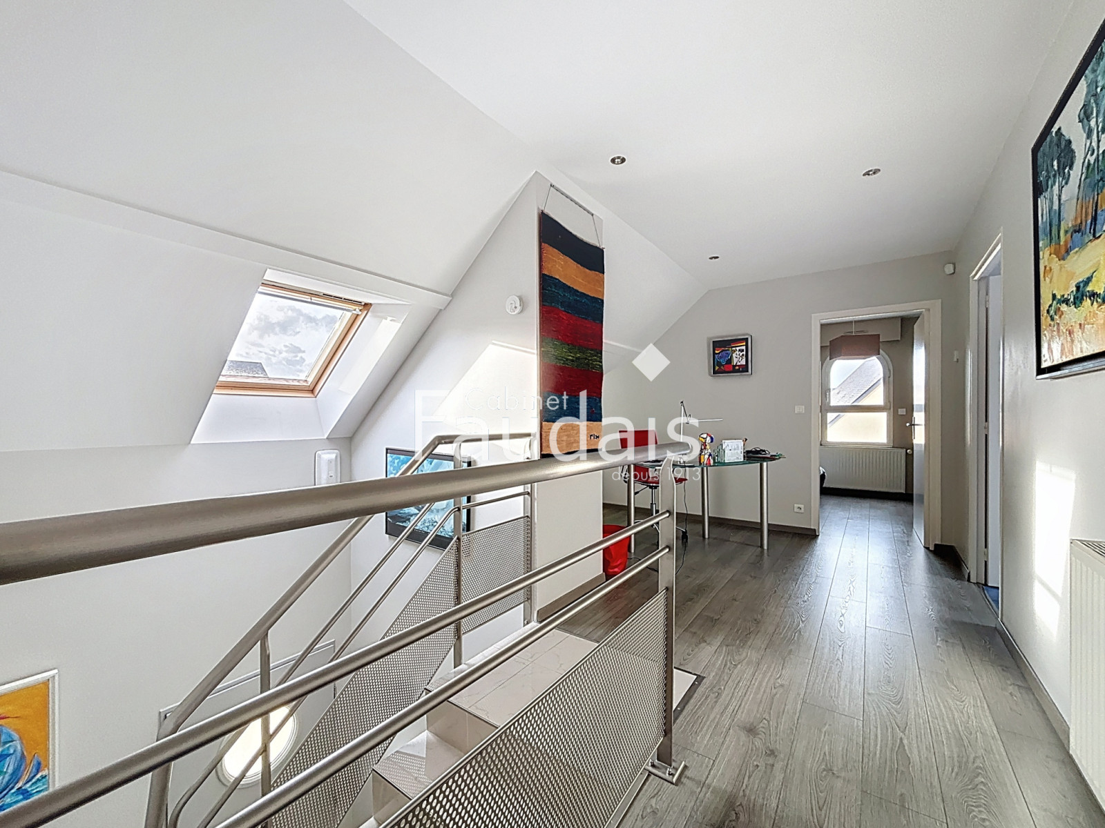 
                                                Vente
                                                 AGNEAUX- LA PALIERE - Maison d'architecte avec autonomie de 