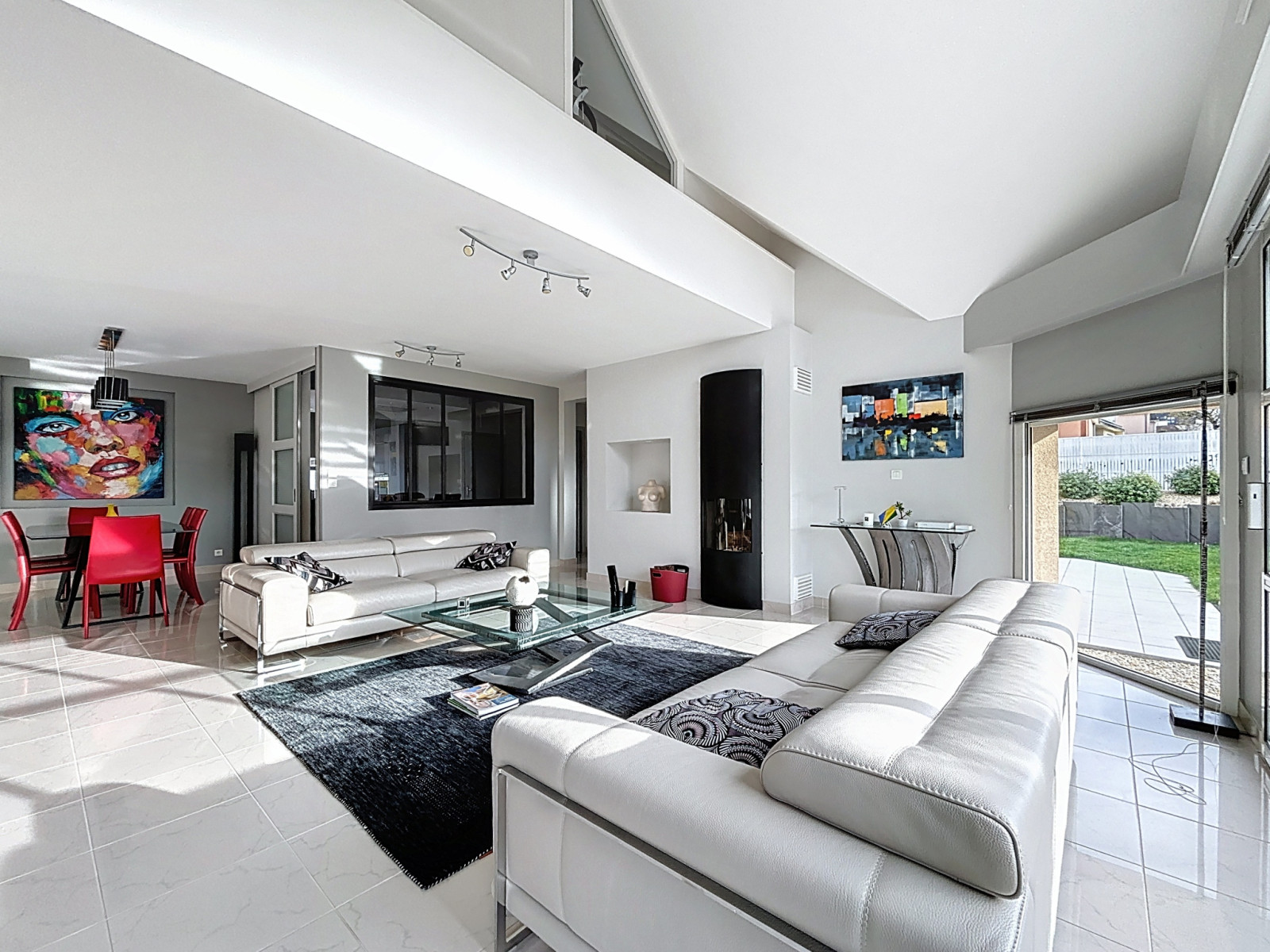 
                                                Vente
                                                 AGNEAUX- LA PALIERE - Maison d'architecte avec autonomie de 