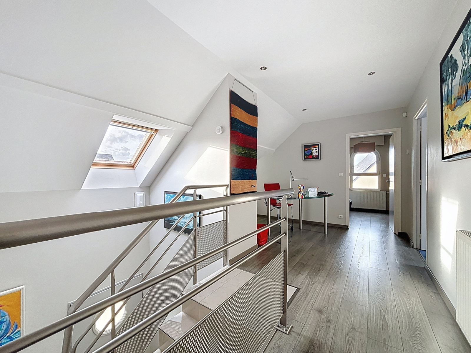 
                                                Vente
                                                 AGNEAUX- LA PALIERE - Maison d'architecte avec autonomie de 