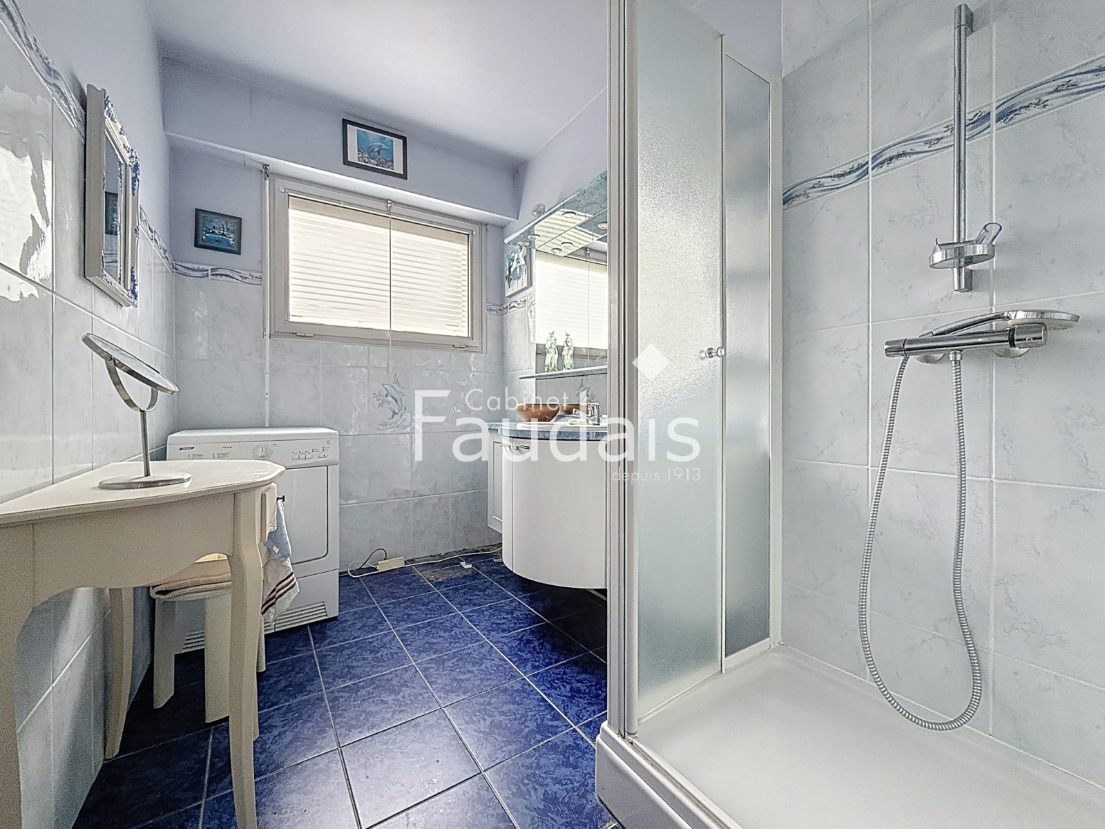 
                                                Vente
                                                 AGNEAUX limite ST LO