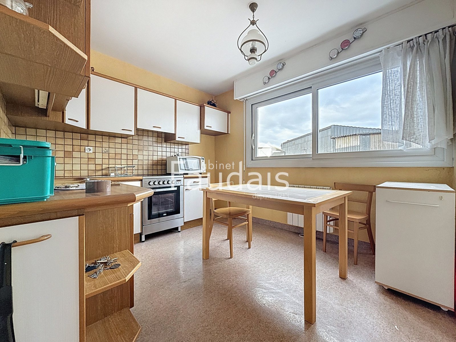 
                                                Vente
                                                 AGNEAUX limite ST LO