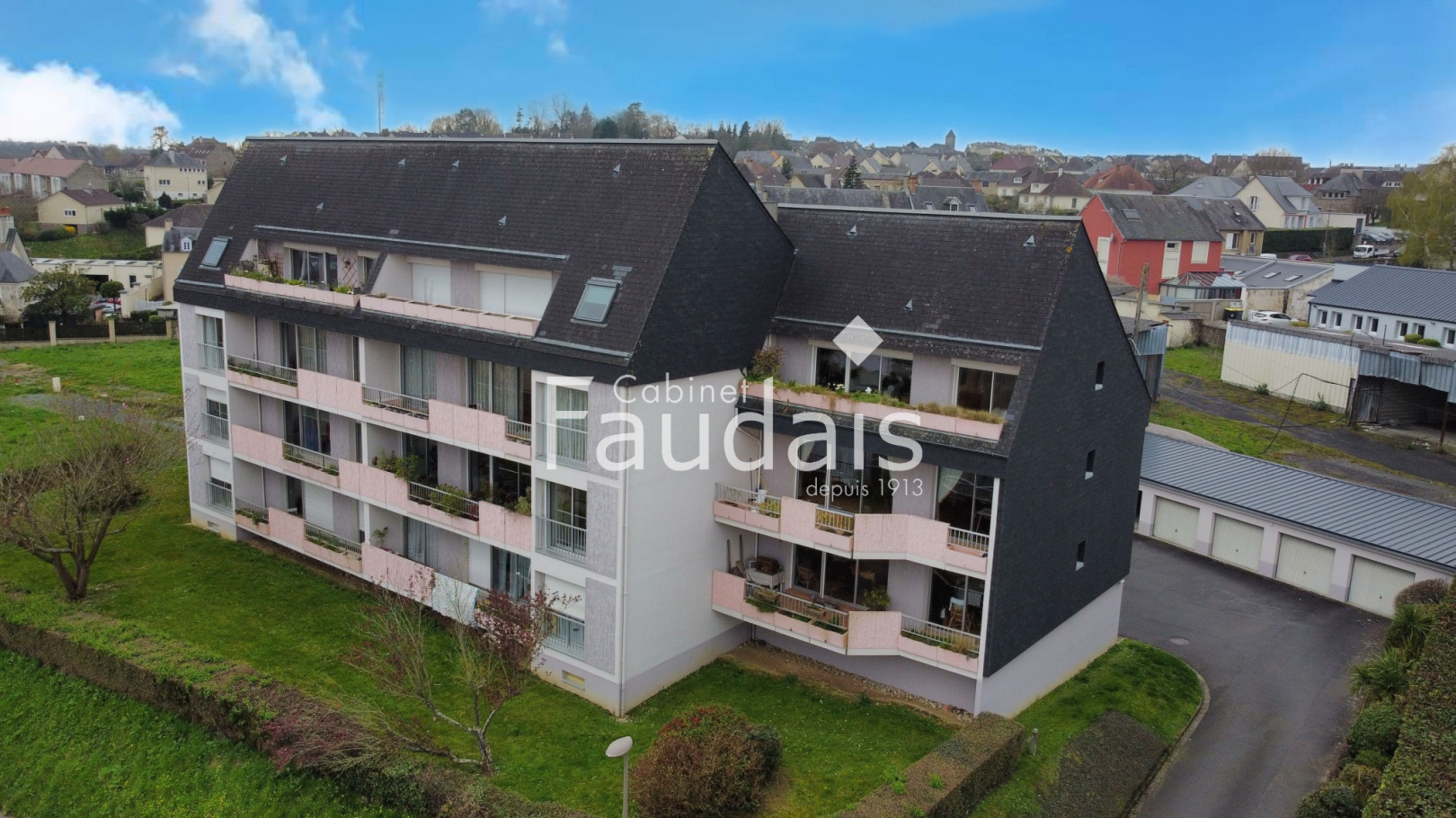 
                                                Vente
                                                 AGNEAUX limite ST LO