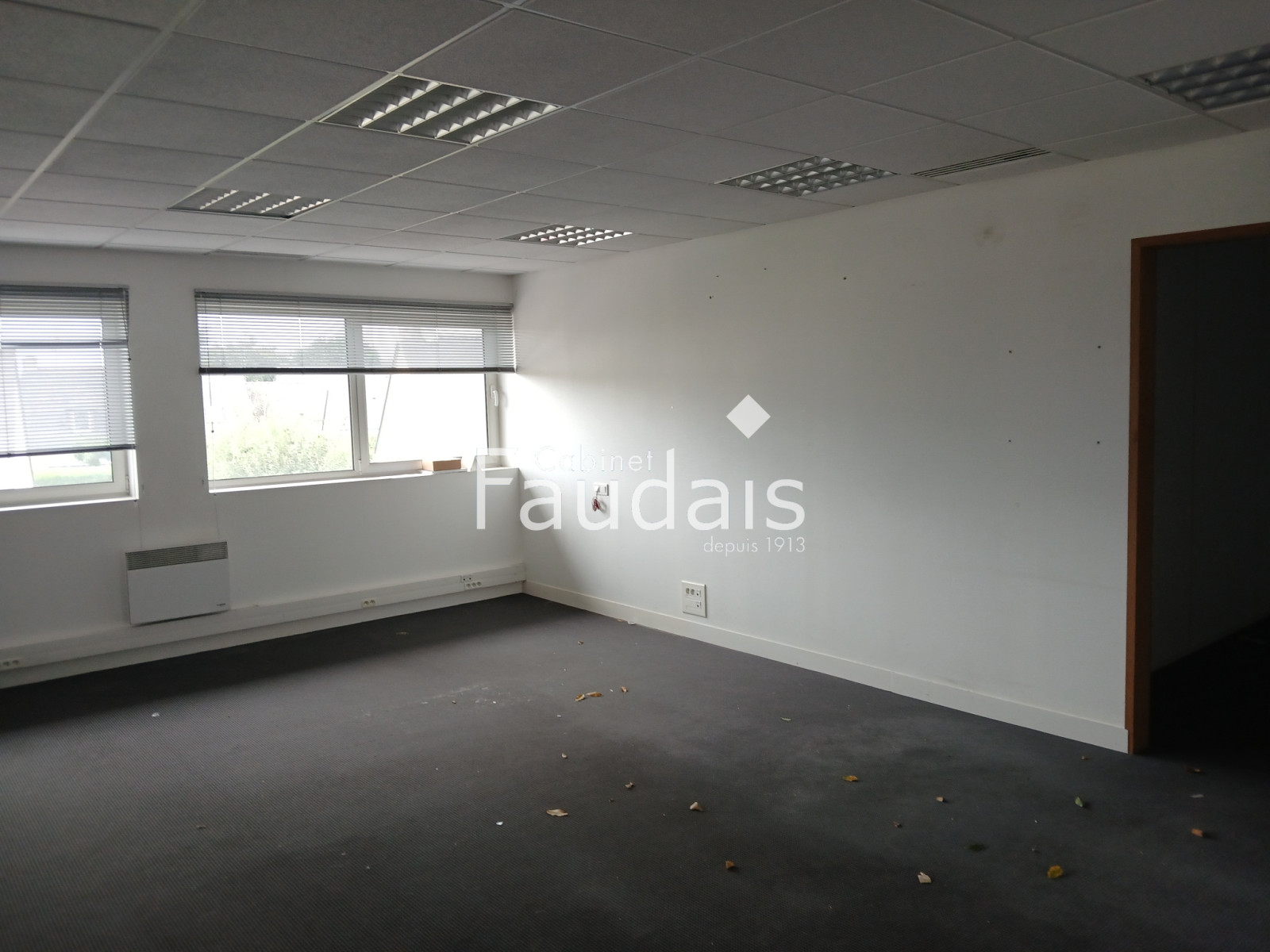 
                                                Location
                                                 AGNEAUX : Local professionnel