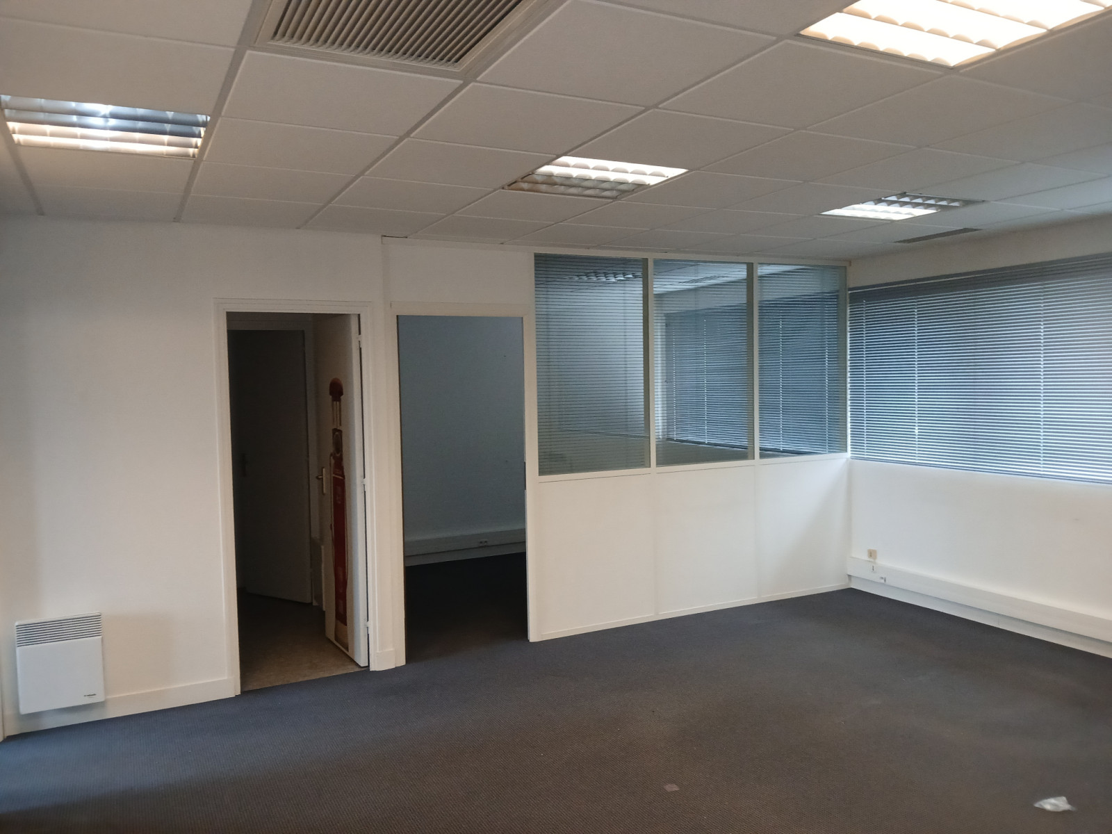
                                                Location
                                                 AGNEAUX : Local professionnel