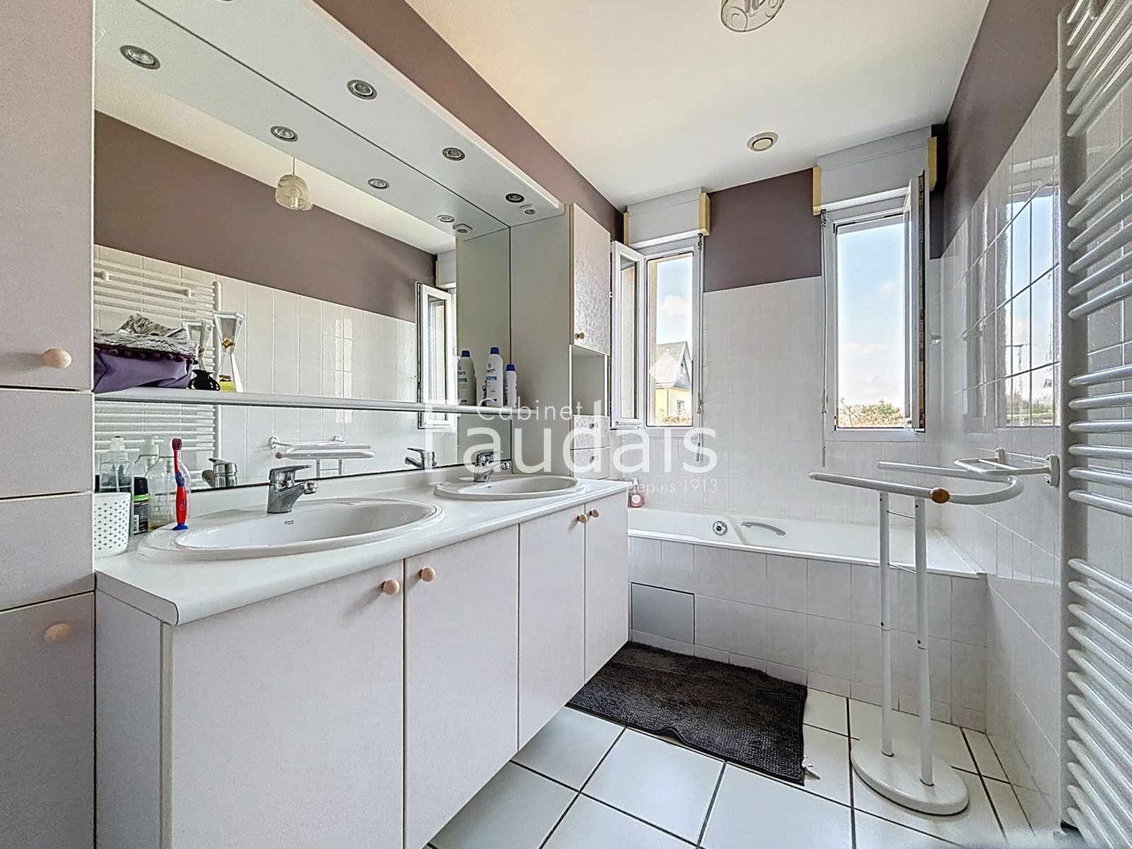 
                                                Vente
                                                 AGNEAUX, Maison avec vie de plain-pied, 161m2, 5 chambres