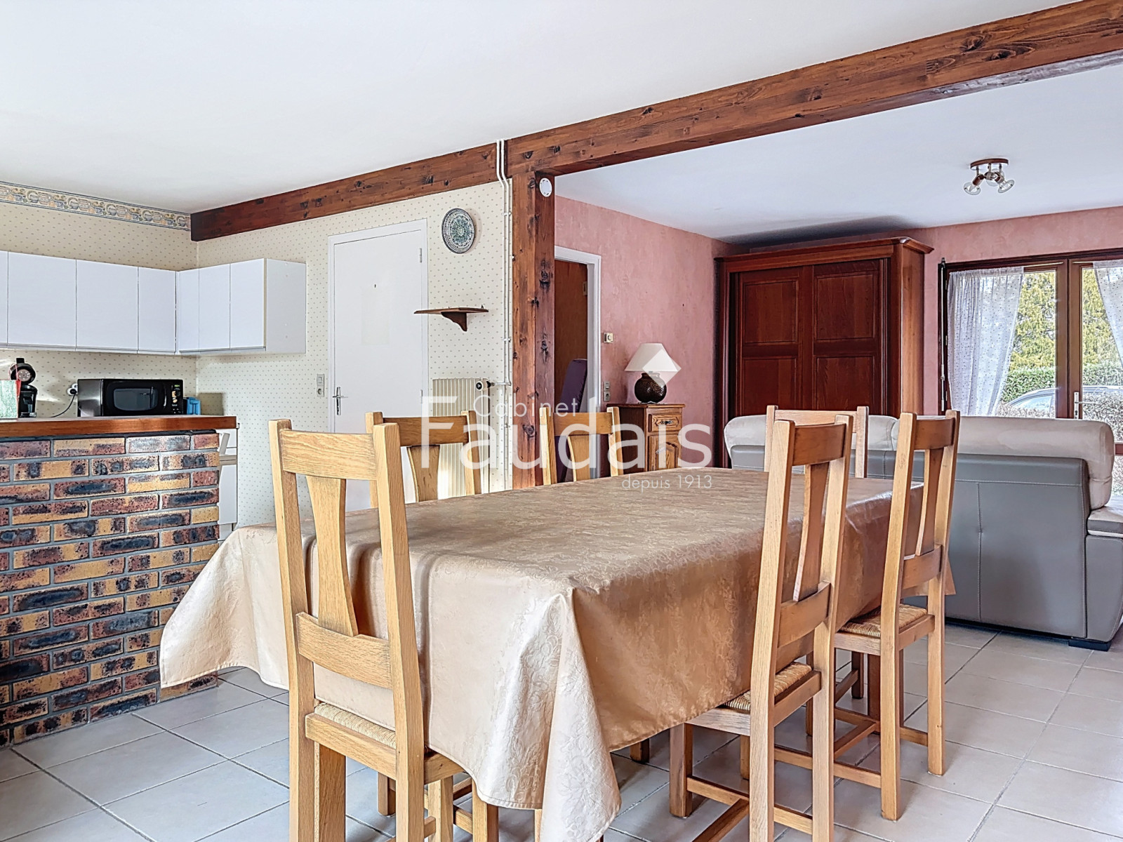 
                                                Vente
                                                 AGNEAUX MAISON PROCHE PALIERE et INSTITUT 