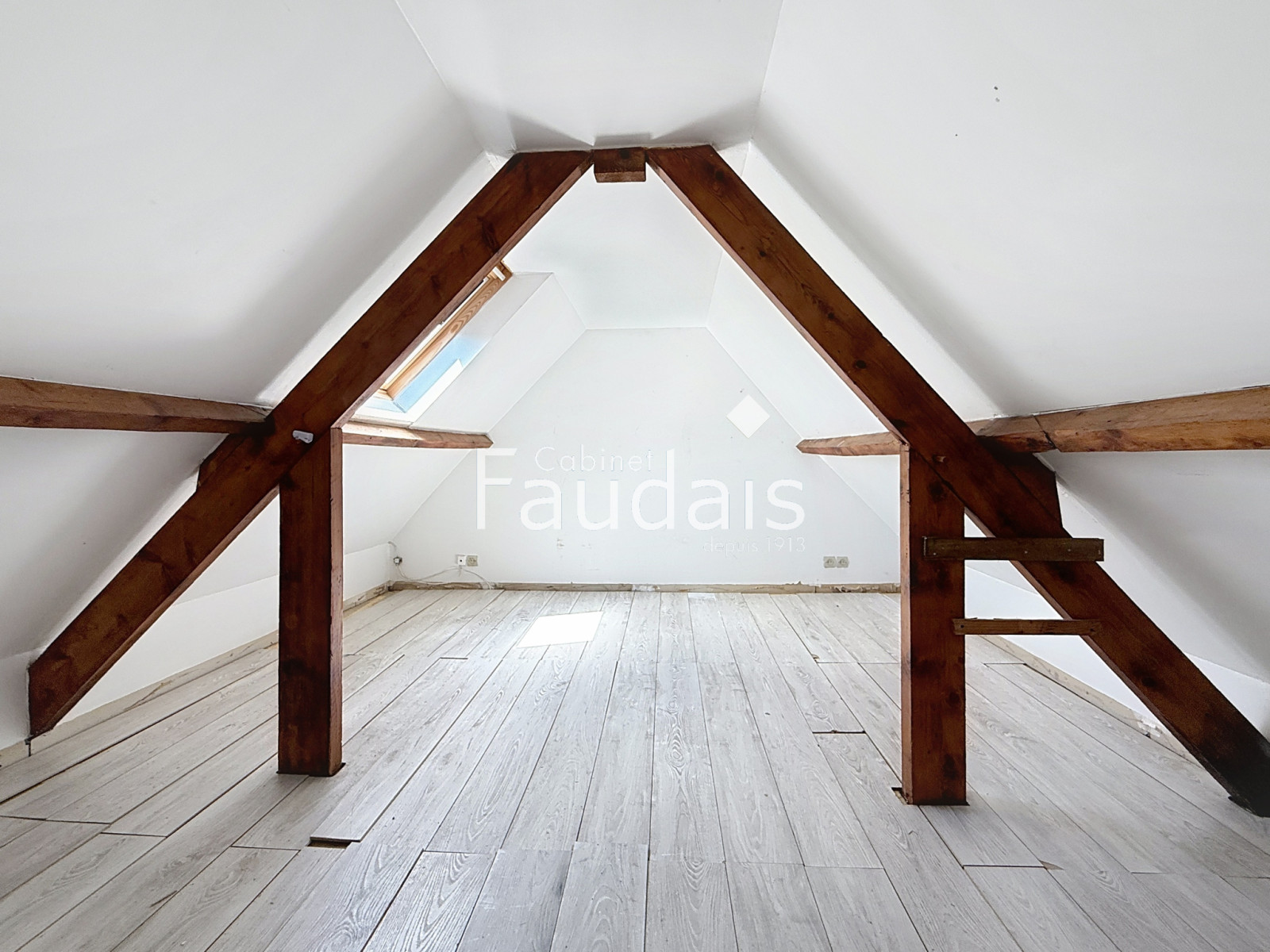 
                                                Vente
                                                 Agneaux proche gare de ST LO