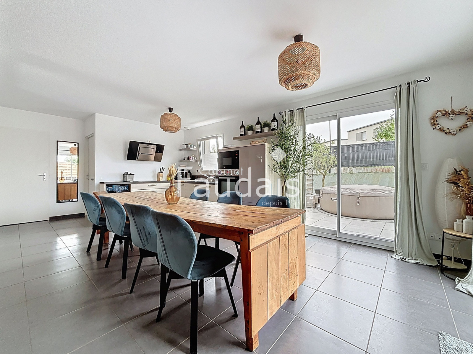 
                                                Vente
                                                 AGNEAUX - PROCHE MAISON MEDICALE - Maison contemporaine 4 ch