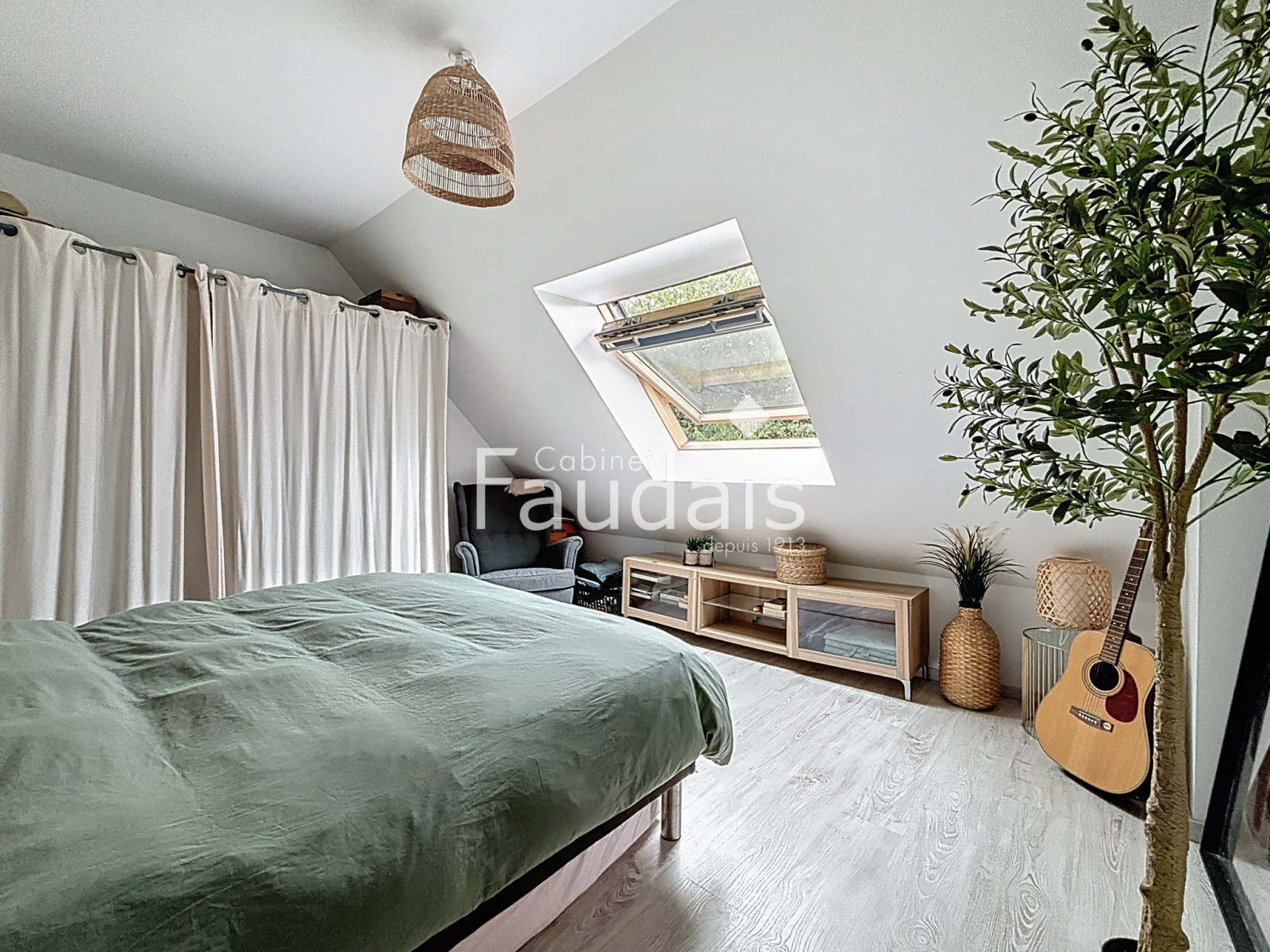 
                                                Vente
                                                 AGNEAUX - PROCHE MAISON MEDICALE - Maison contemporaine 4 ch