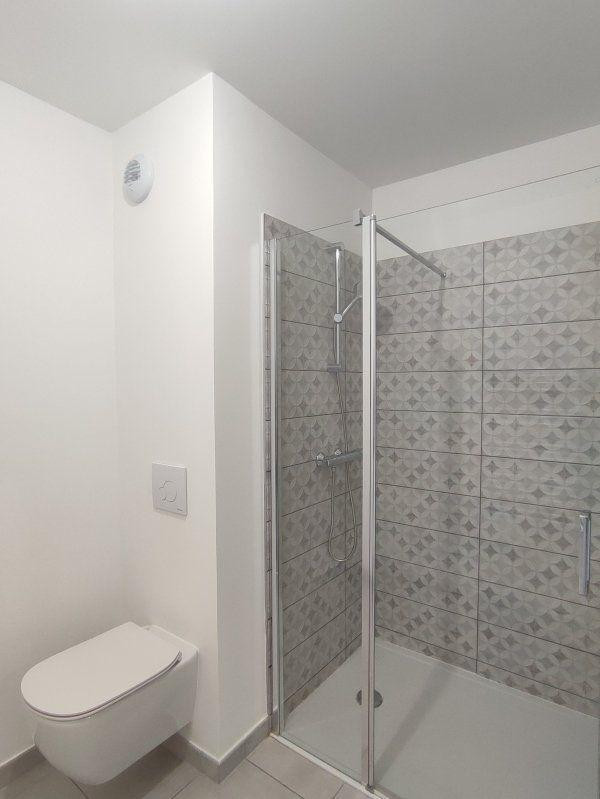 
                                                Location
                                                 Agréable 2 pièces loggia quartier des Capucins