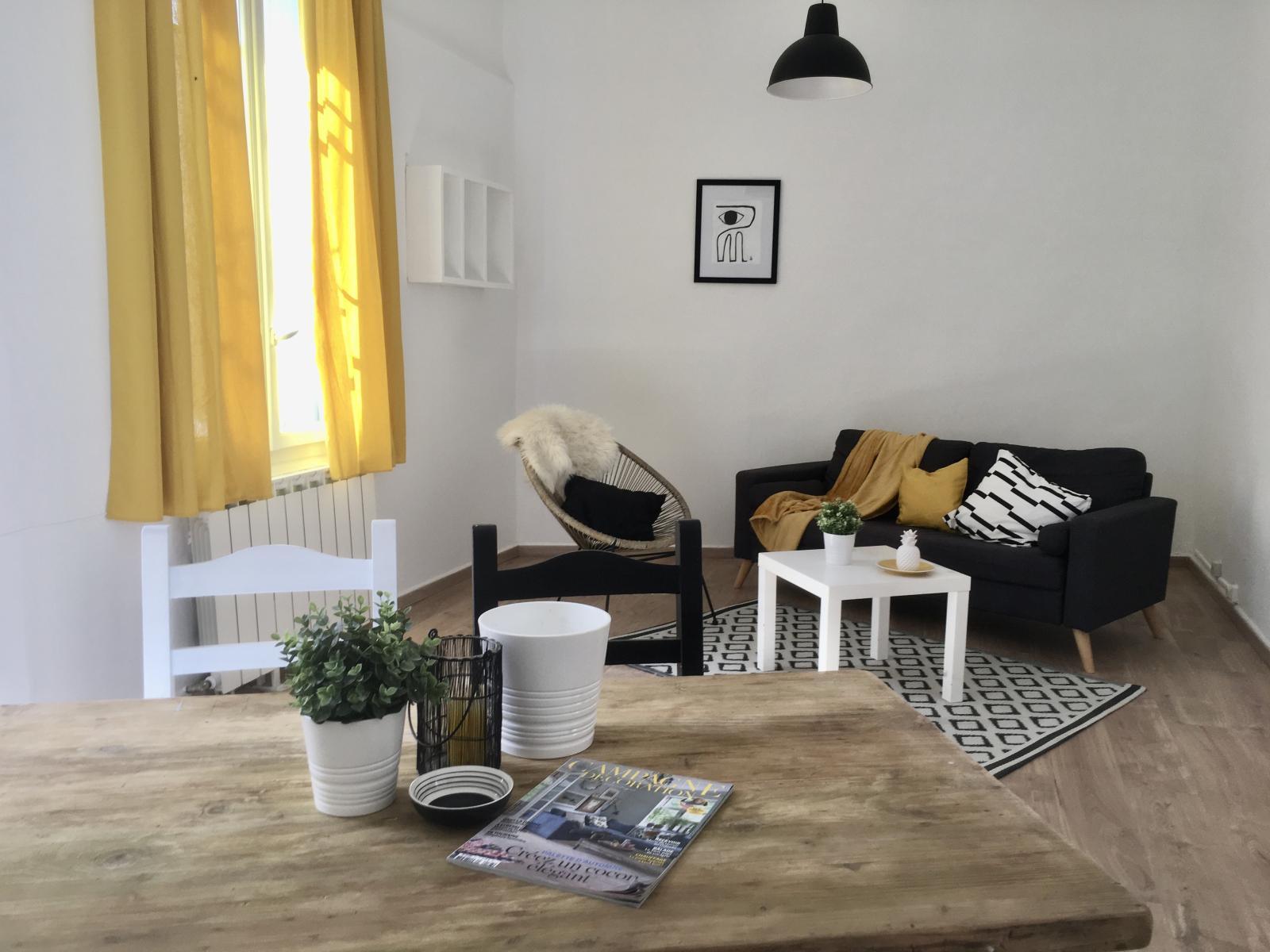
                                                Location
                                                 Agréable  appartement à proximité du centre ville