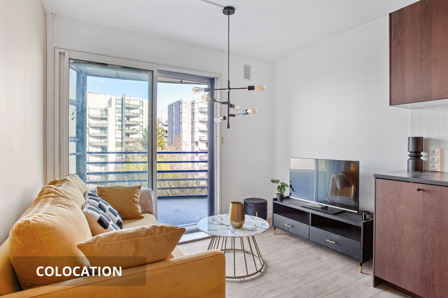 
                                                Colocation
                                                 Colocation - 5 chambres / Massy - Villaine